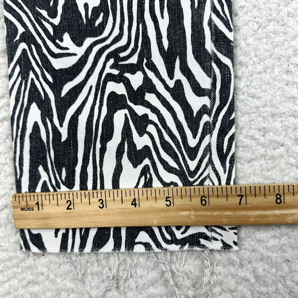 NWT Mother Rascal Ankle Fray Jeans Womens 28 Zebra Print Straight Leg High Waist - Picture 7 of 15